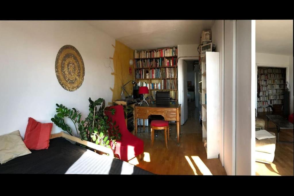 Le Charme De Montmartre A Ciel Ouvert Paris Exteriör bild